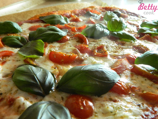 Pizza Caprese